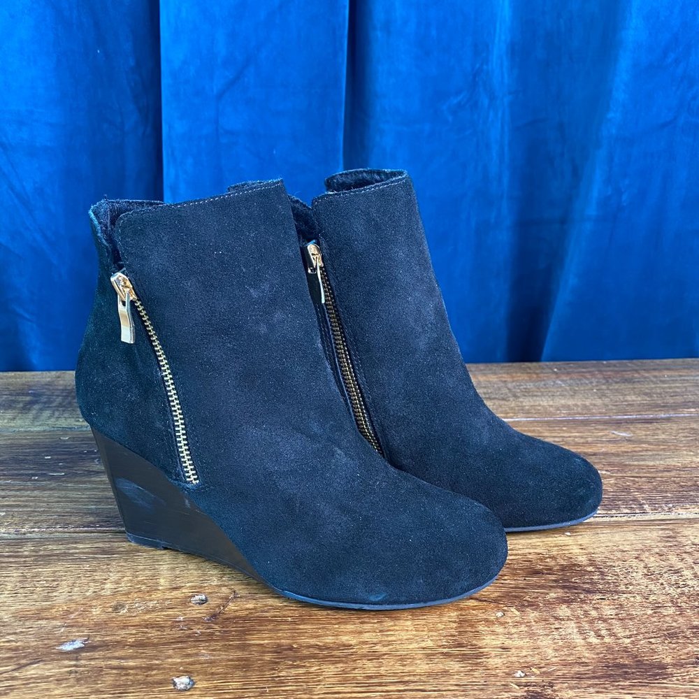 Saks Fifth Avenue Faux Fur Lined Wedge Bootie Black - Picture 2 of 8